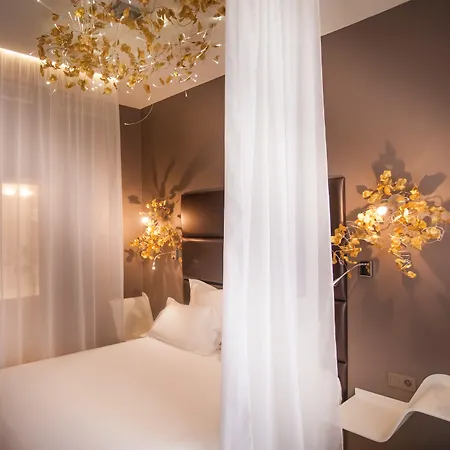 Legend Hotel