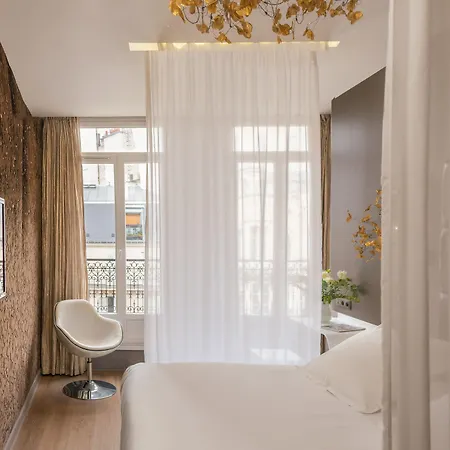 Legend Hotel Paris