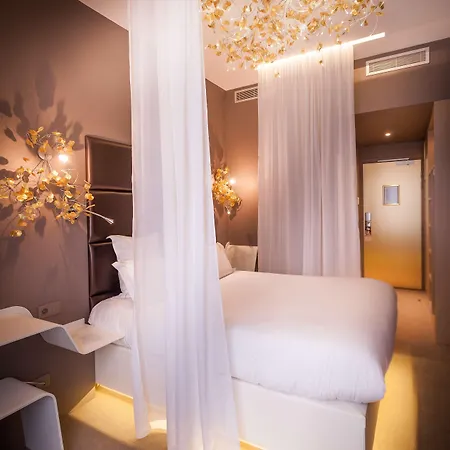 Legend Hotel