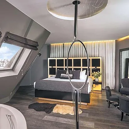 Legend 4* Paris