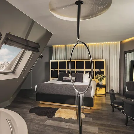 Legend Hotel